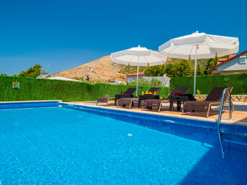  gece  -  Kasım
  | Kalkan Yeşilköy'de Çift Jakuzili 6 Kişilik Villa: Huzurlu Doğa Tatili